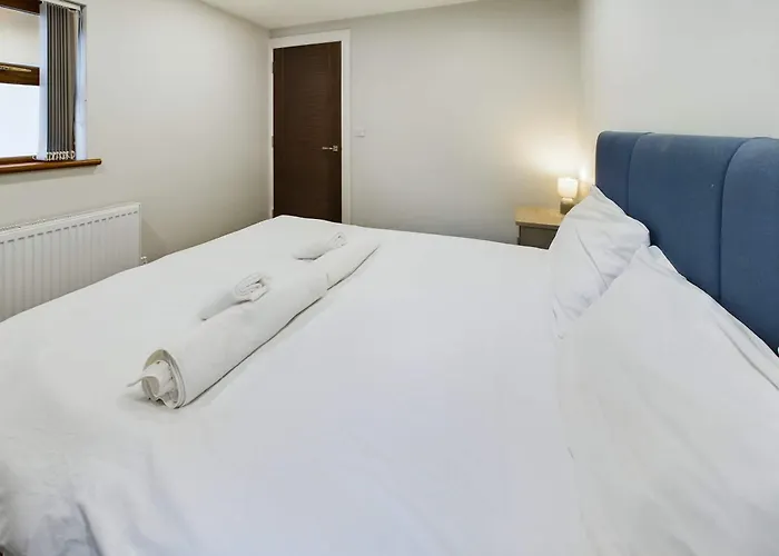 Modern 2 Bedroom Apartment In Belfast